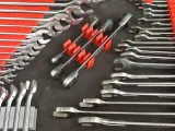 Spanner holder-0