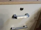 Handle-2