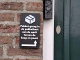 Pakketkast + verwijzing / Parcel box + reference-1