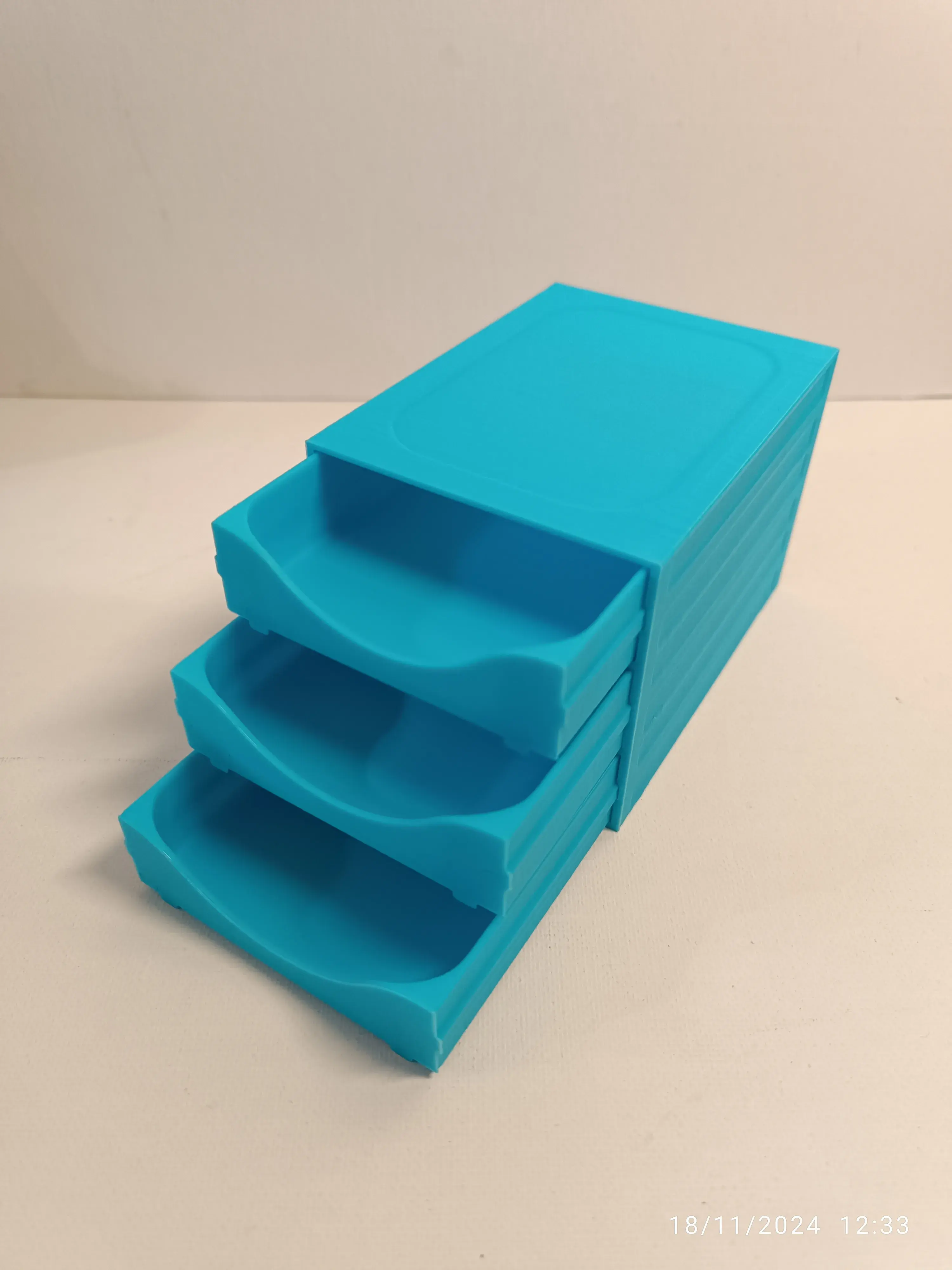 🗄️ Mini Casier de Rangement 3 Tiroirs – Gratuit