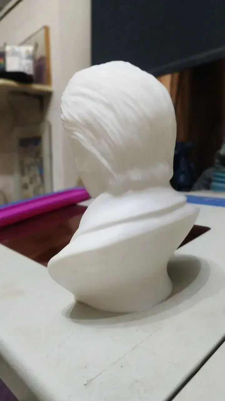 Busto de homenagem a Elvis Presley