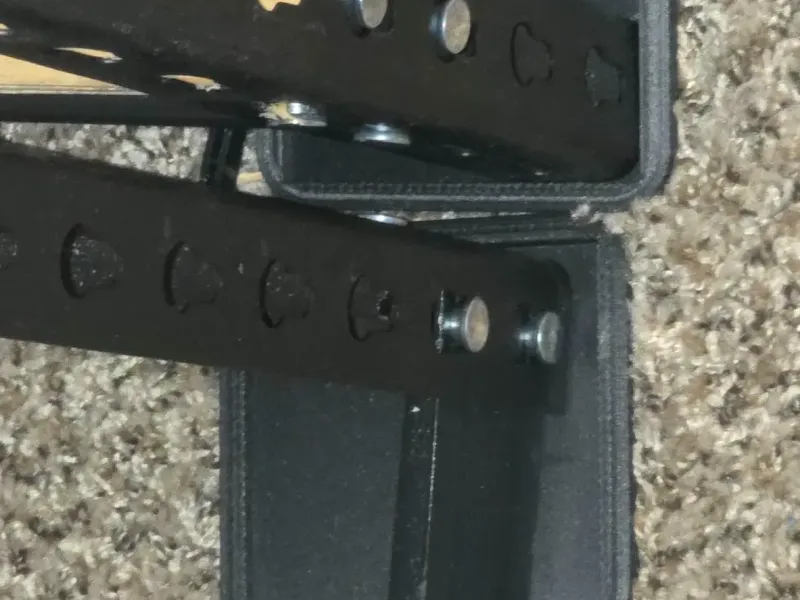 floor and carpet protectors from metal stands