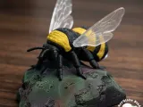 Cute Realistic bumblebee! (STL/3MF)-2