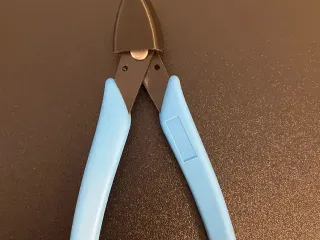 plier cap/cover