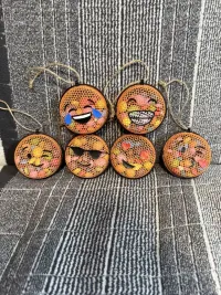Thermogevormde Emoji Snoepdoos & Kerstversiering
