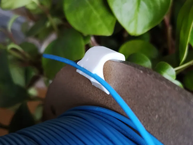 Strong filament clip 