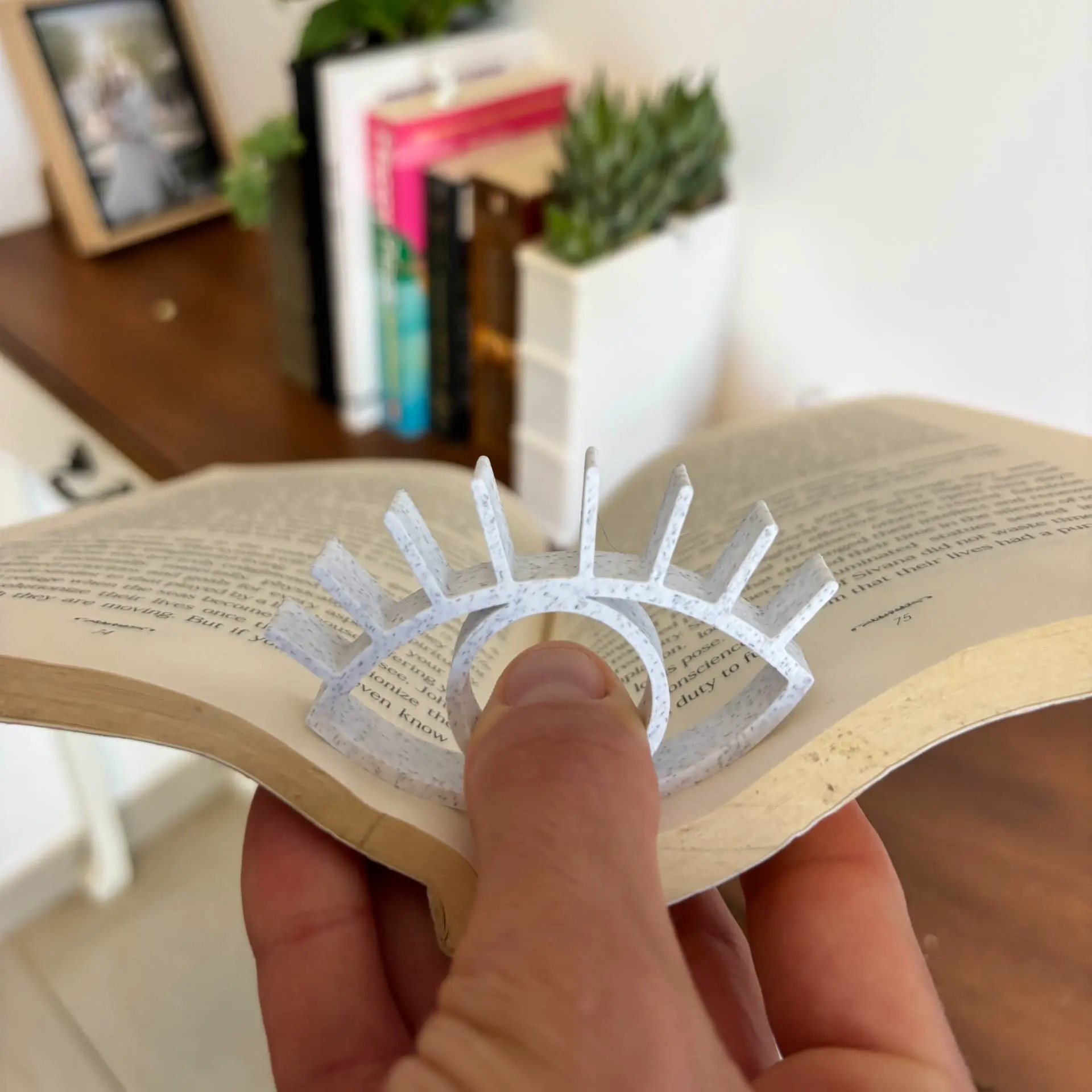 Evil Eye Reading Ring + Magnetic Bookmark – Functional Book