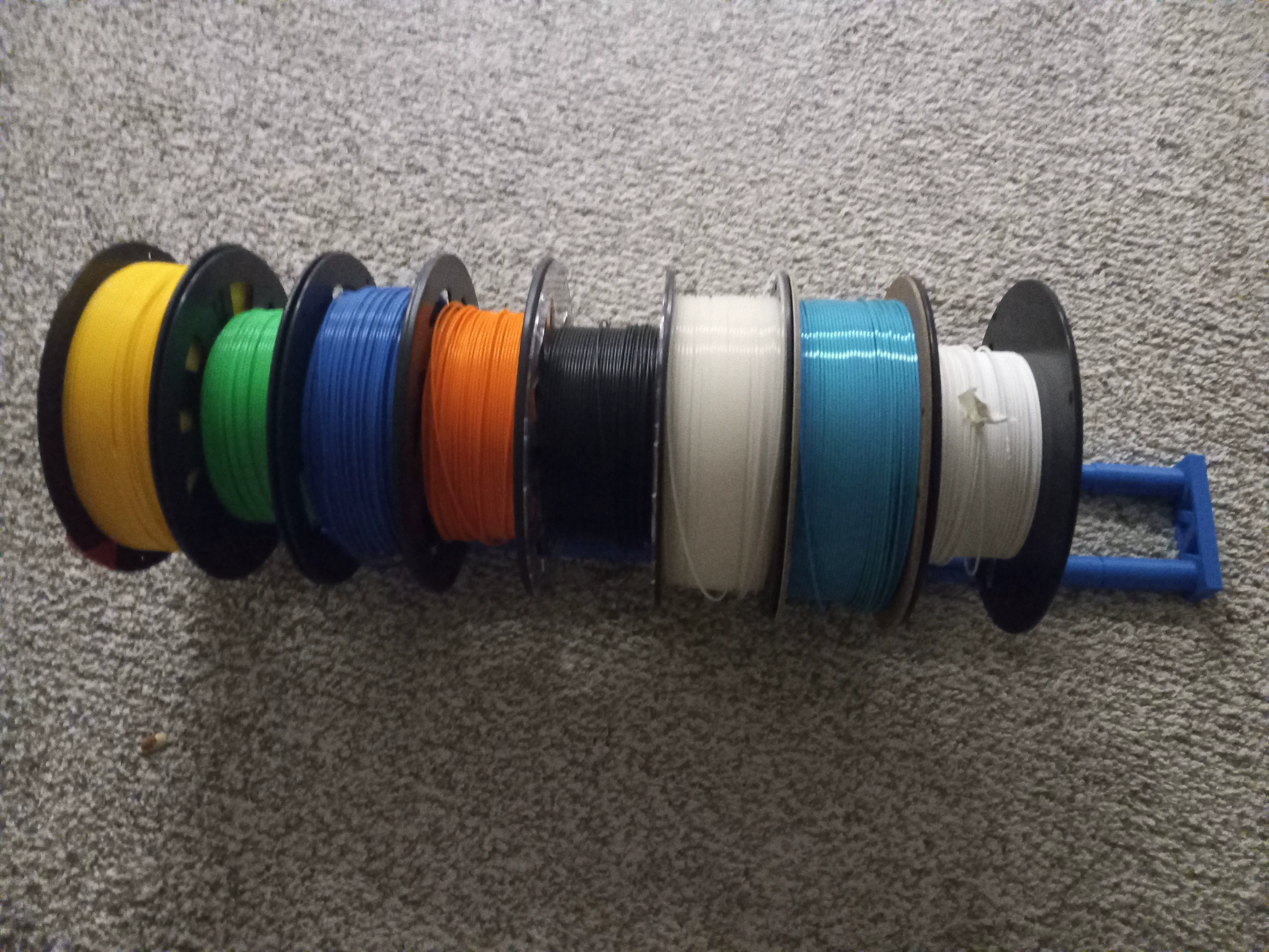 Spool holder