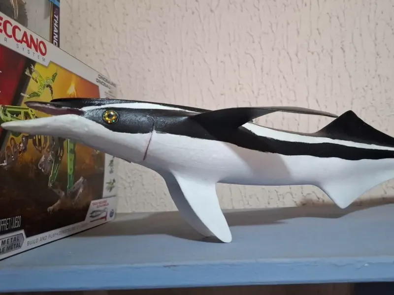 Modelo de Rêmora – Réplica de Peixe com Ventosa