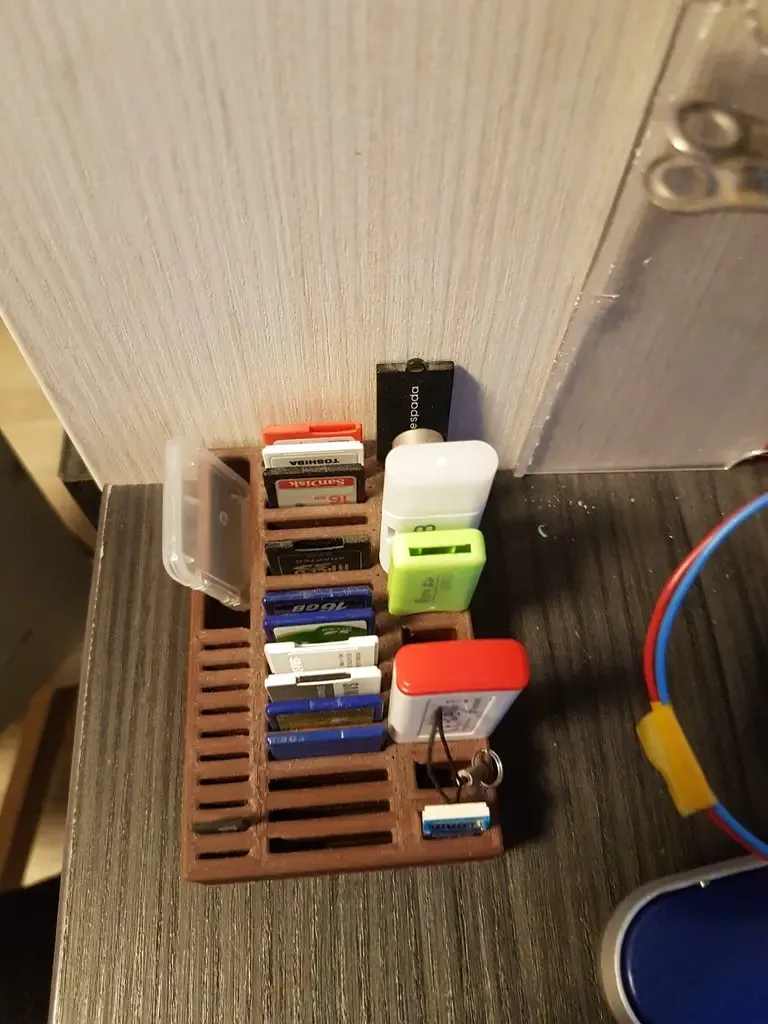 SD, microSD, USB-drive holder