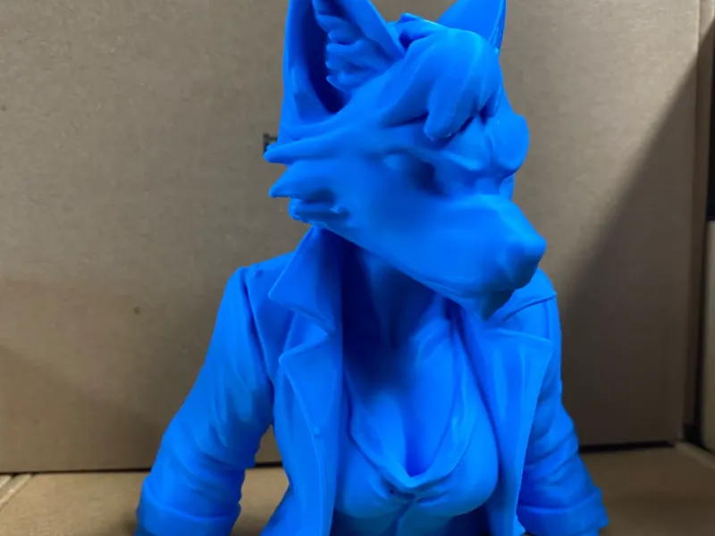 Lupa Grey Bust