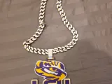 LSU chain-2