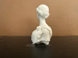 Nude Statue 83-4