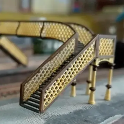 n scale lattice bridge