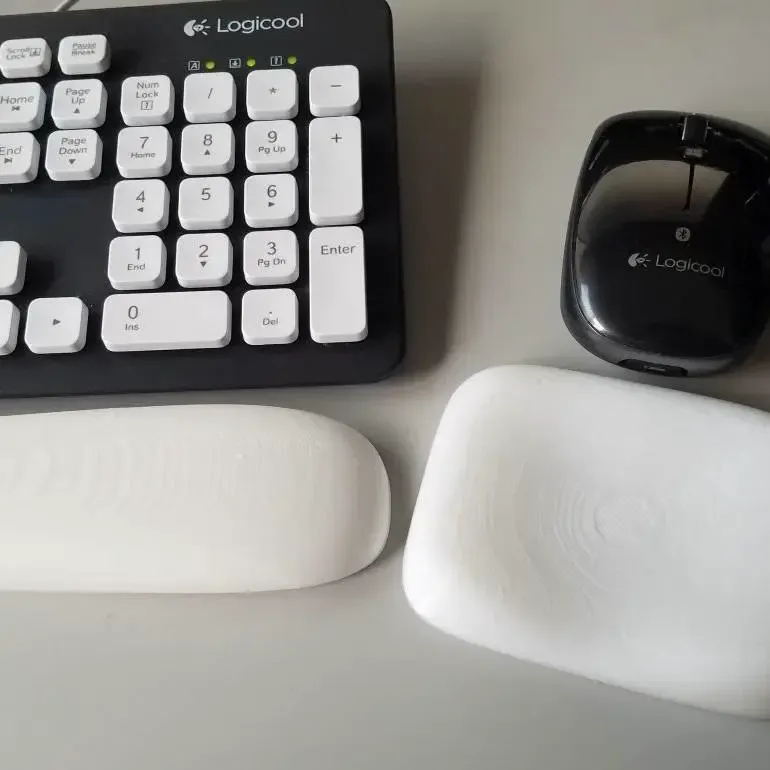 Wrist Rest for keyboard & mouse
