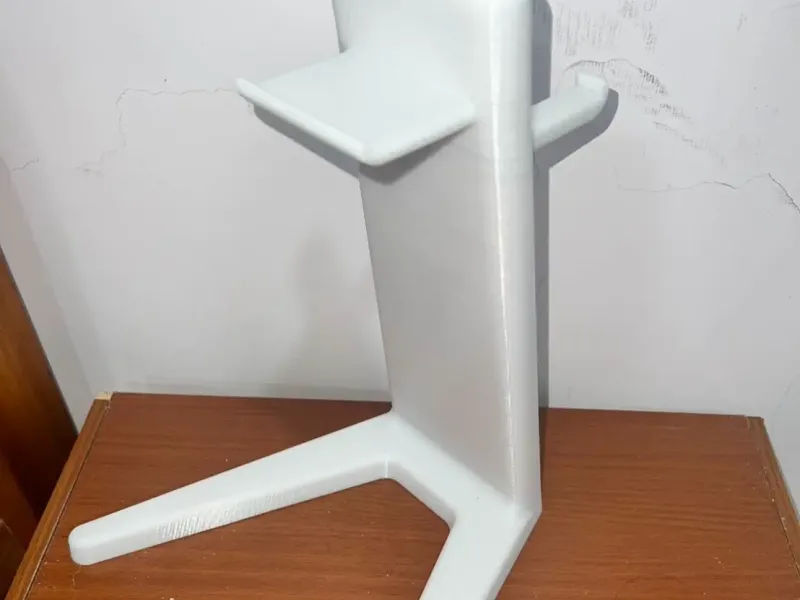 耳機與手把架 Headphones and game controller holder