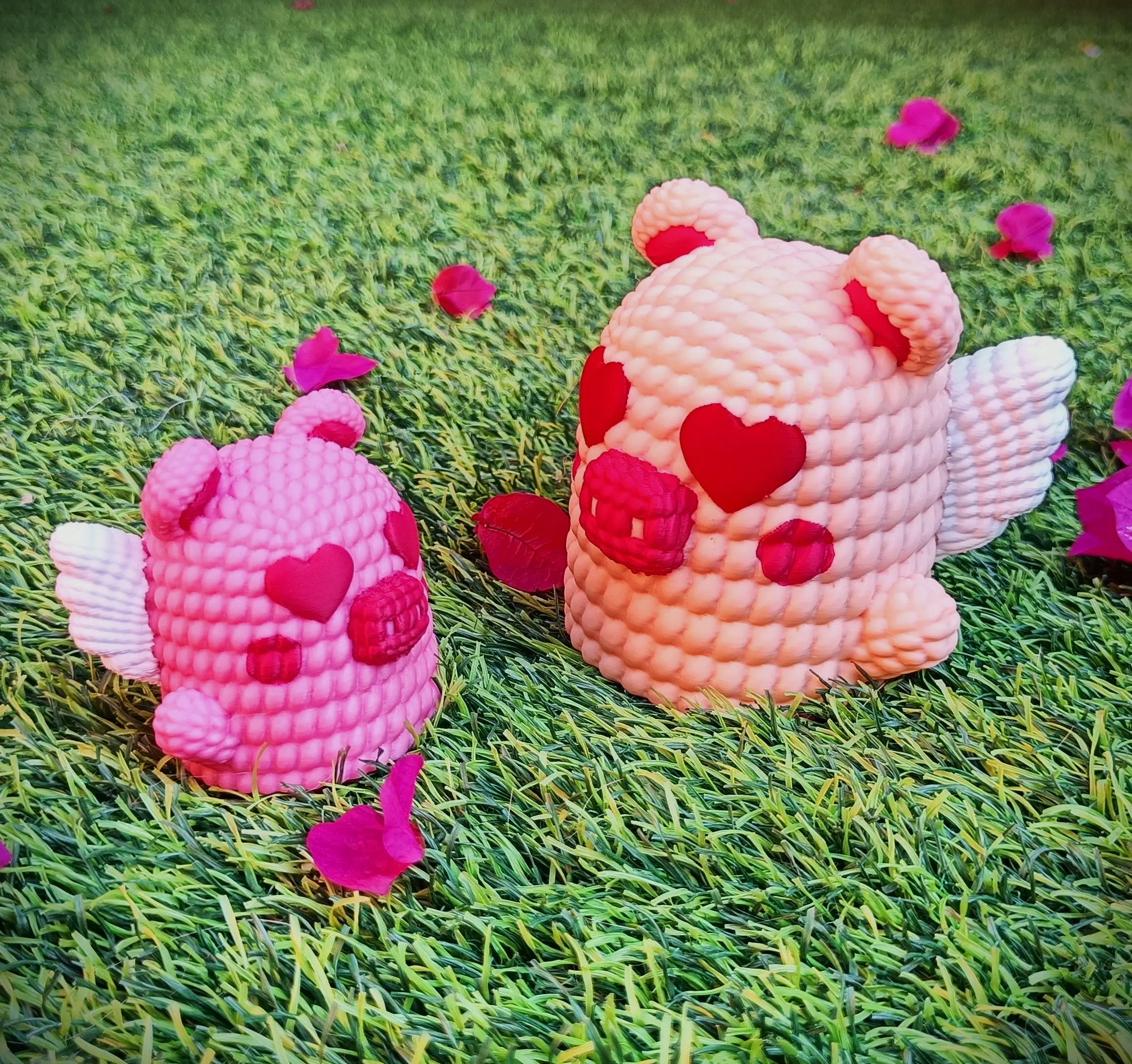 Piggy Love - Valentine's Day multicolor knitted container