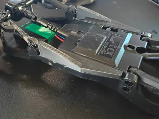 MN82 frame slider