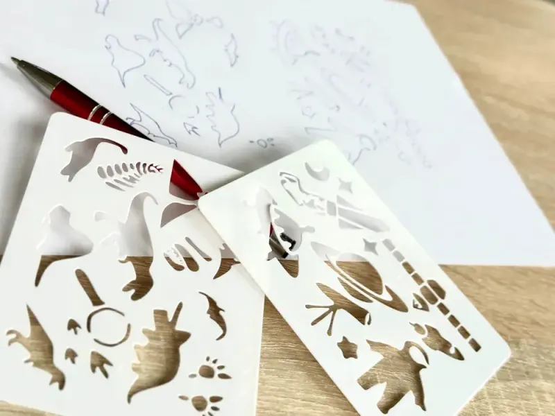 Modello Montessori per bambini Stencil dinosauro