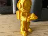 Alien Holding UFO Toy-4
