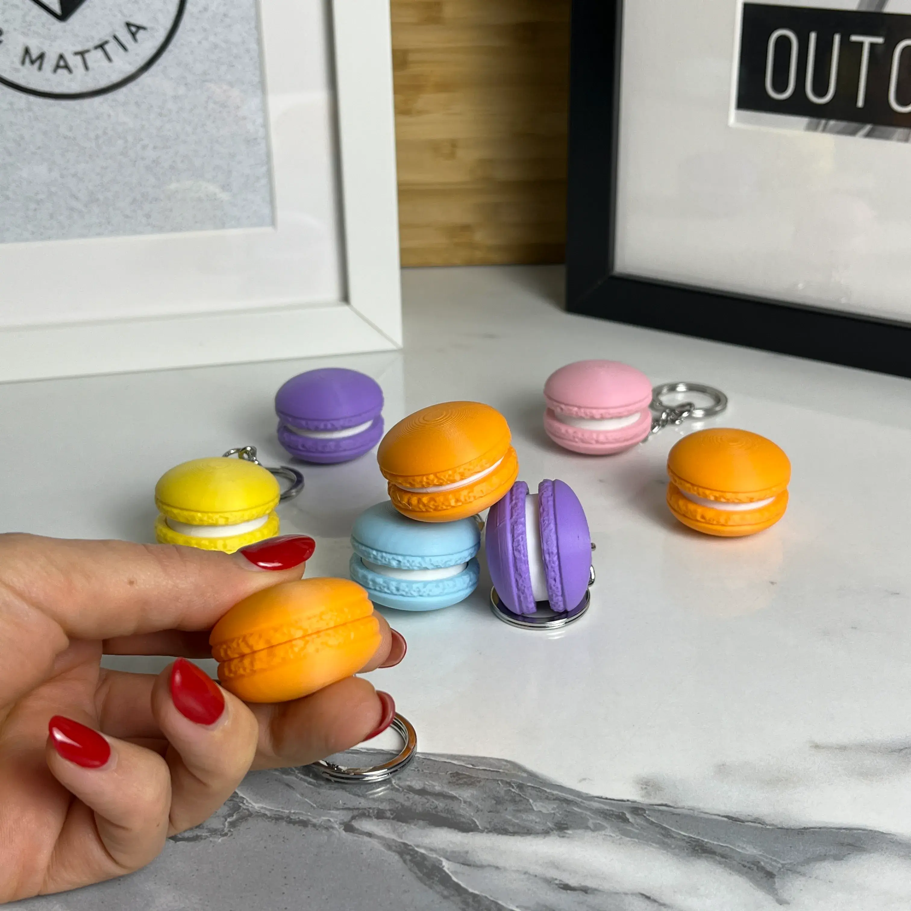 Clicky Macaron Keychain ✨, Clicker Toy