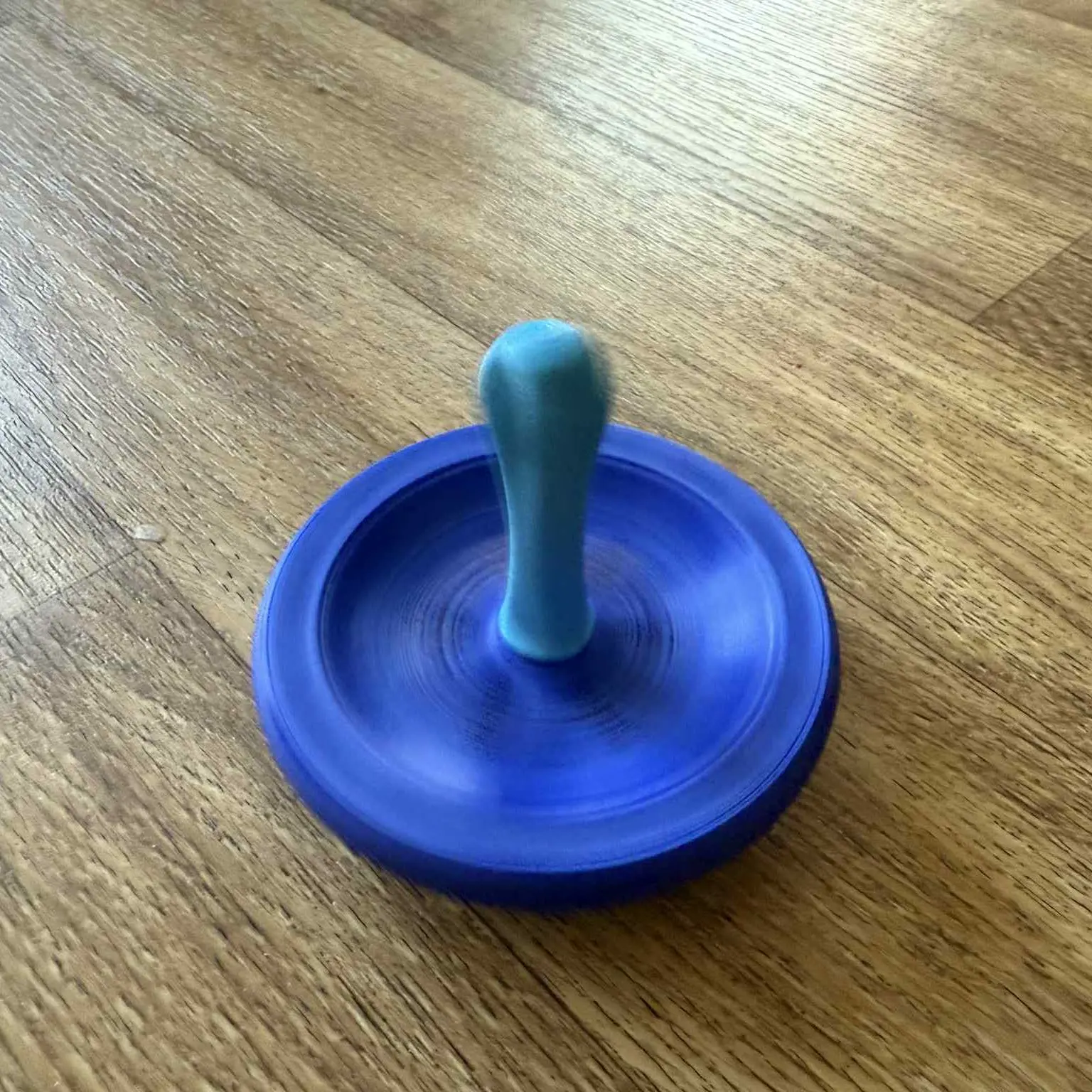 Big spinning top