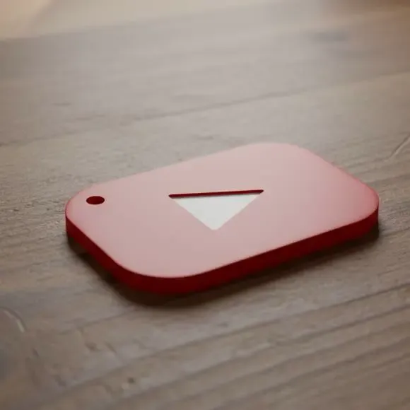YouTube logo keychain