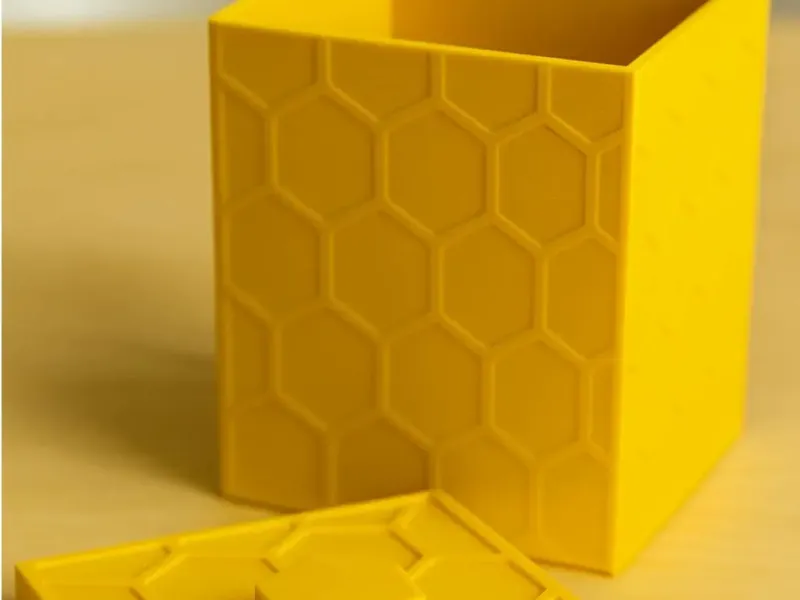 Honeycomb Box with Lid