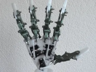 mano robótica 