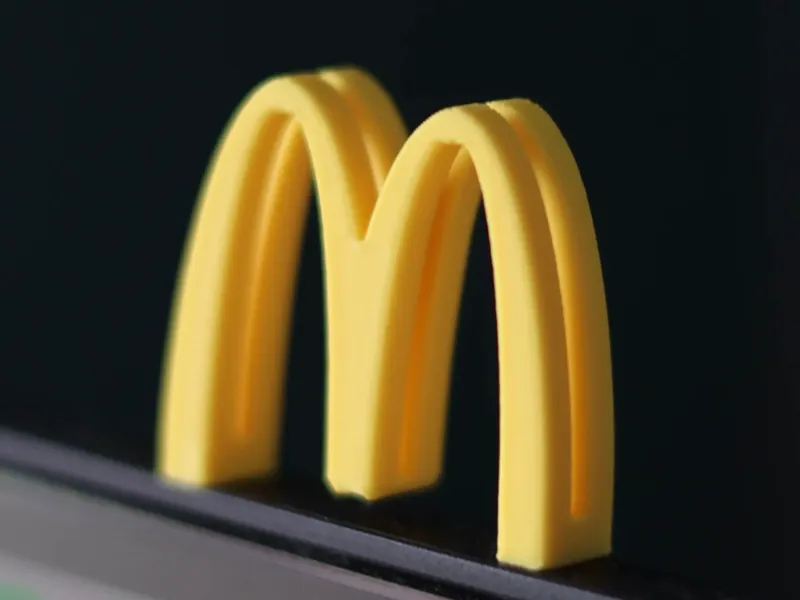 McDonald's Photo holder (only 2g, 11 minutes) No support