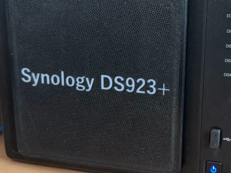 Synology DS923+ ダストフィルター