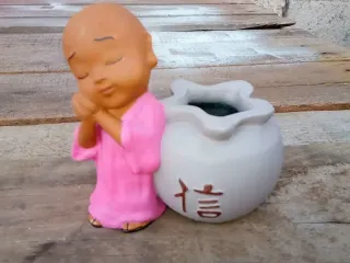 peace buddha pot