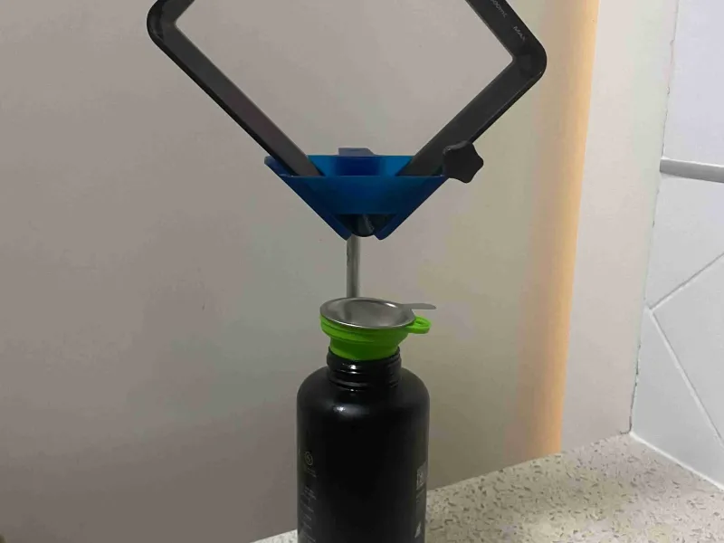 Um simples suporte de cuba de resina para drenagem
