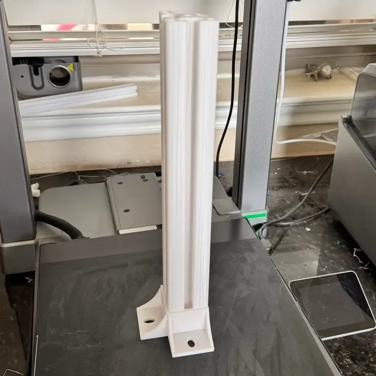 Rounded 4040 extrusion rail with brackets