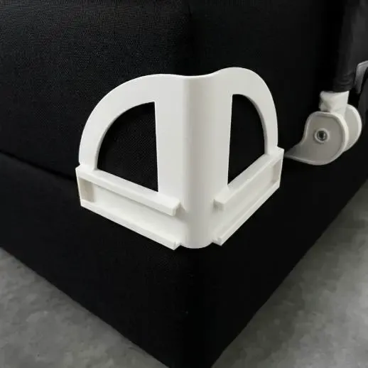 Fitted Sheet Holder