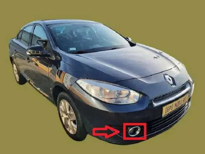 Renault Fluence ködlámpa keret