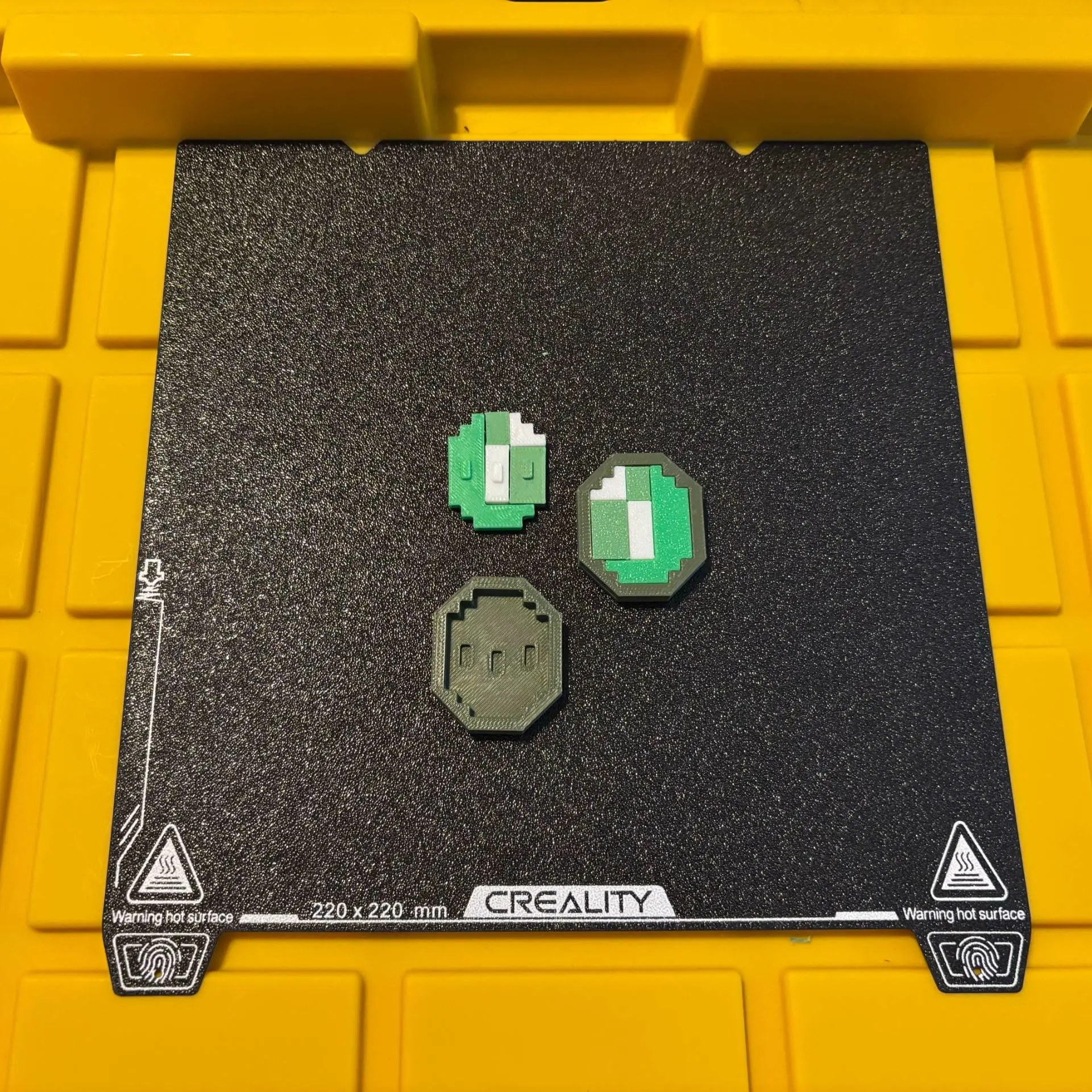 Minecraft Emerald Trinket - No CFS - Multipart