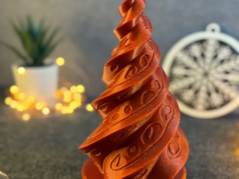Xmas Tree Twisted
