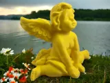 Sitting angel-1