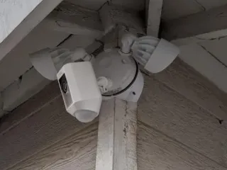 Ring Security (Flood) corner mount
