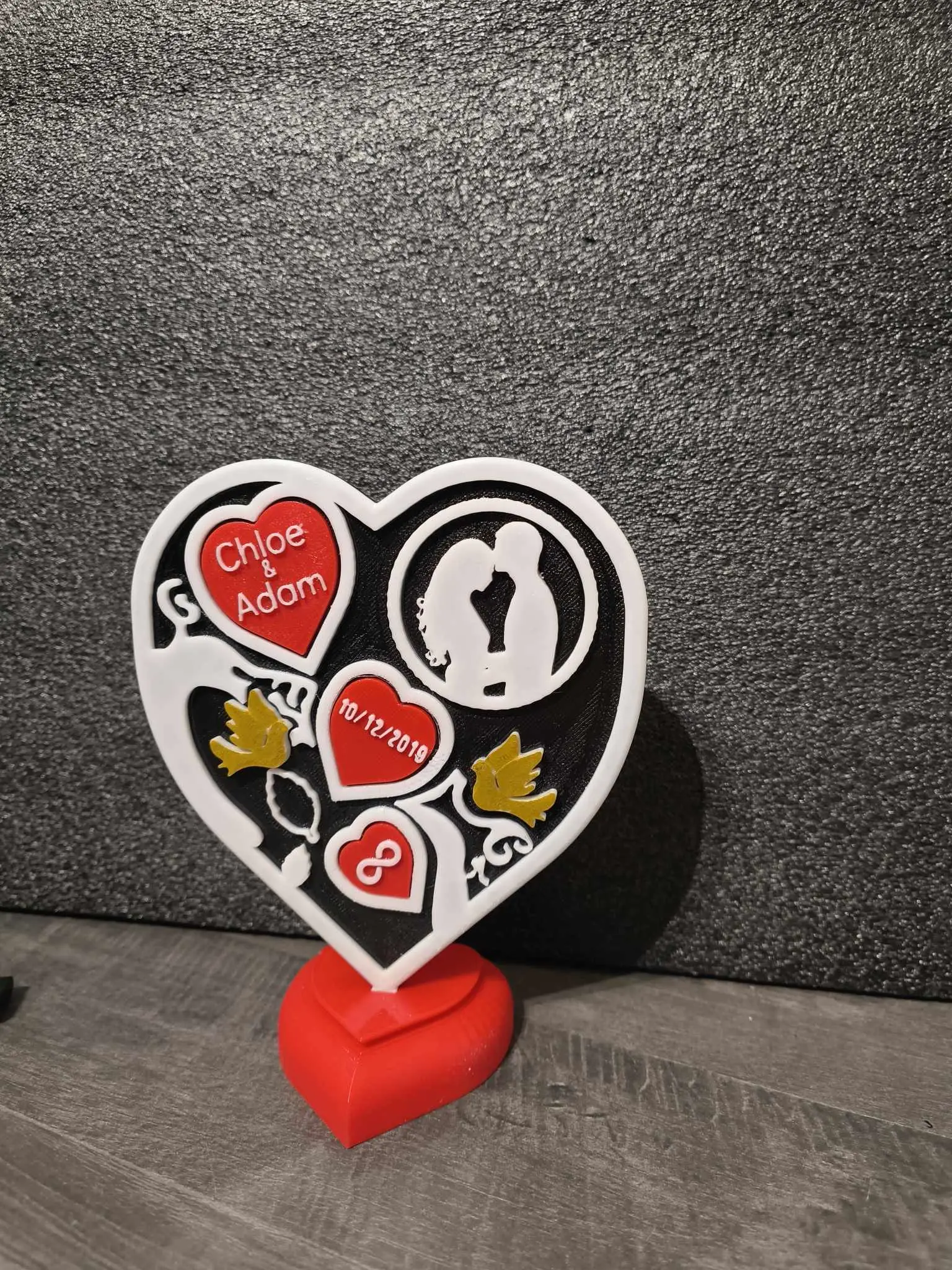 VALENTINES DAY GIFT - CUSTOM NAME - DATE - LOVELY SURPRISE