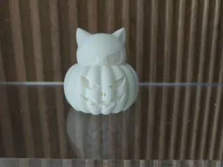Pumpkin Cat Figure