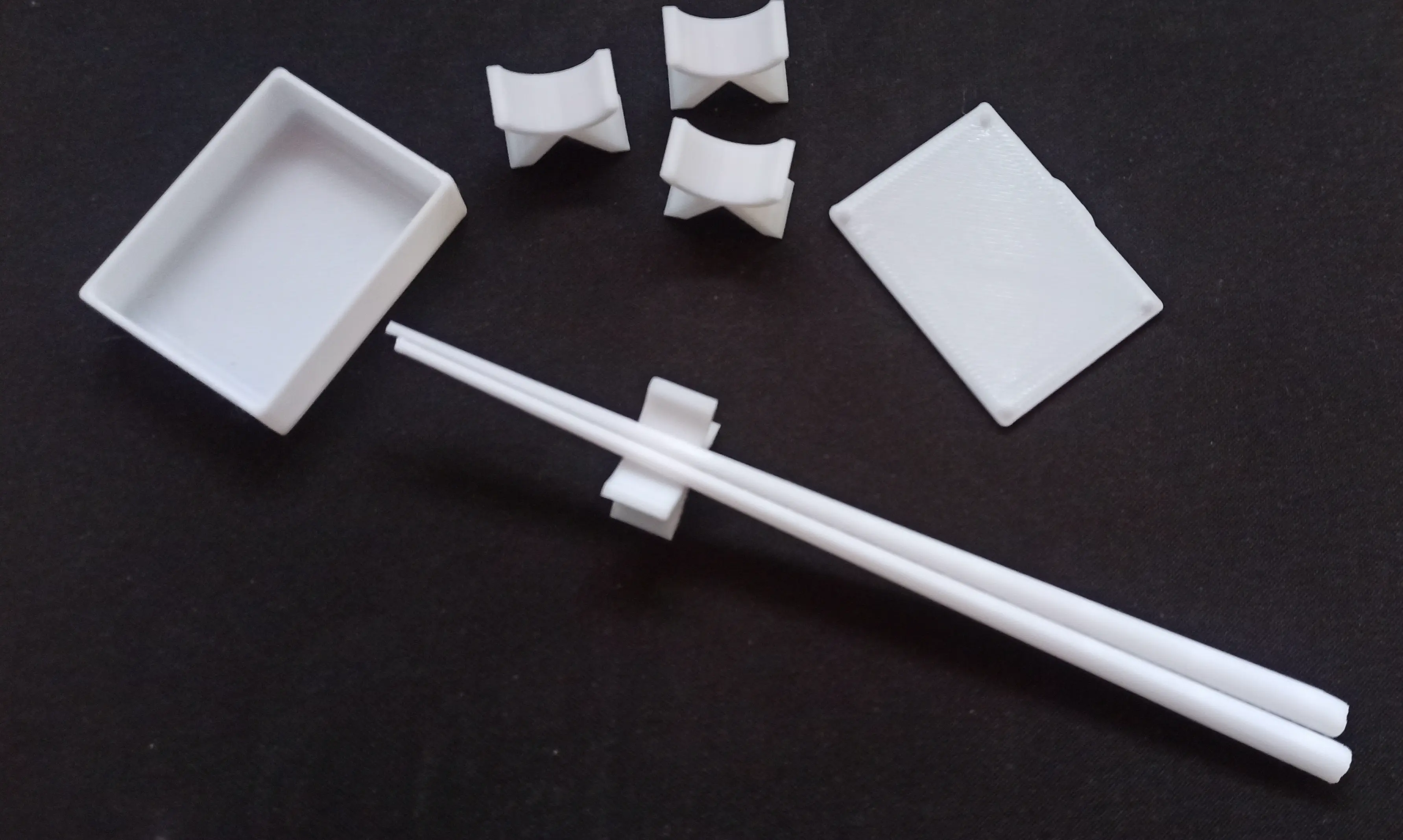 Stäbchenhalter mit Box