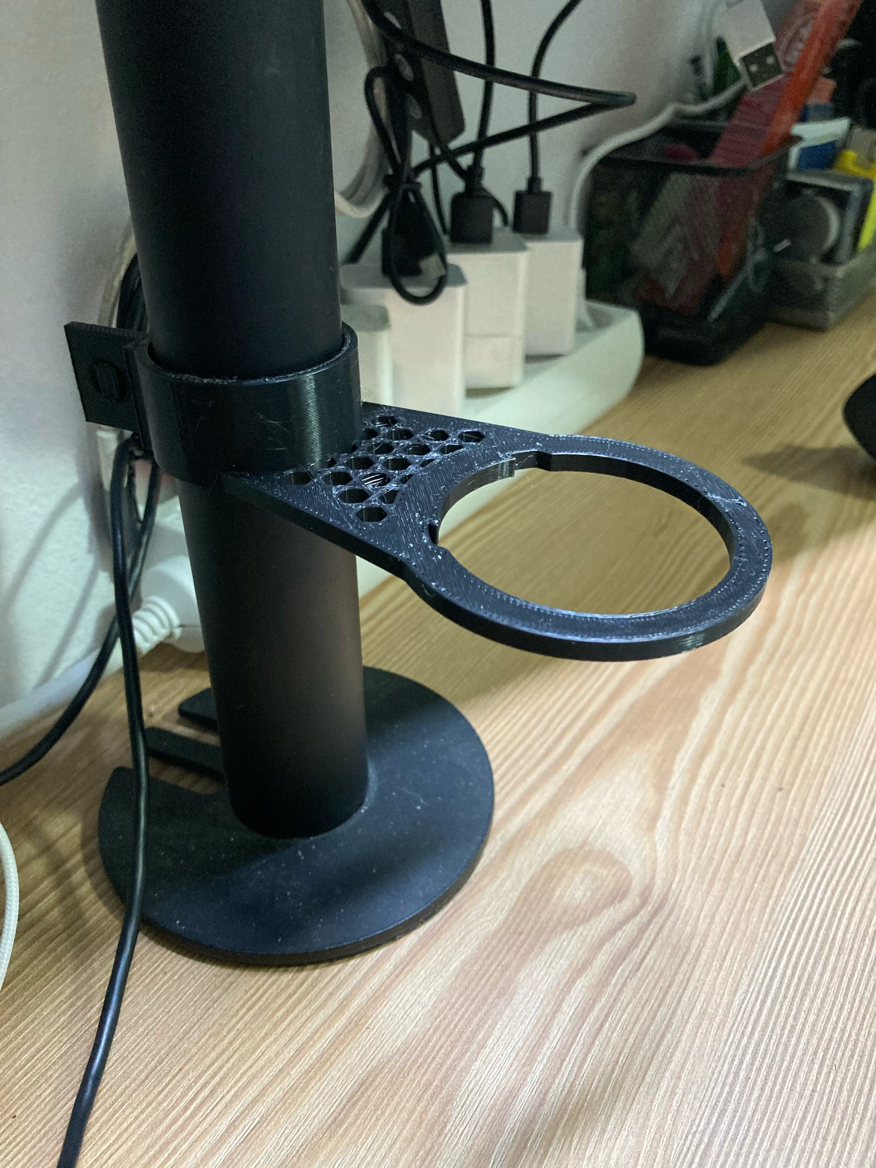 HYPERX ДЕРЖАТЕЛЬ МИКРОФОНА SOLOCAST ДЛЯ BONTEC ДЕРЖАТЕЛЬ ЭКРАНА B
