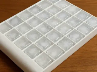ICE CUBE TRAY