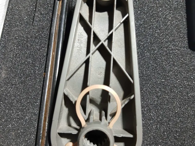 Clip retenedor -  retainer Clip