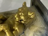 NSFW: lioness in bed-1