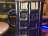 dr who the tardis-0