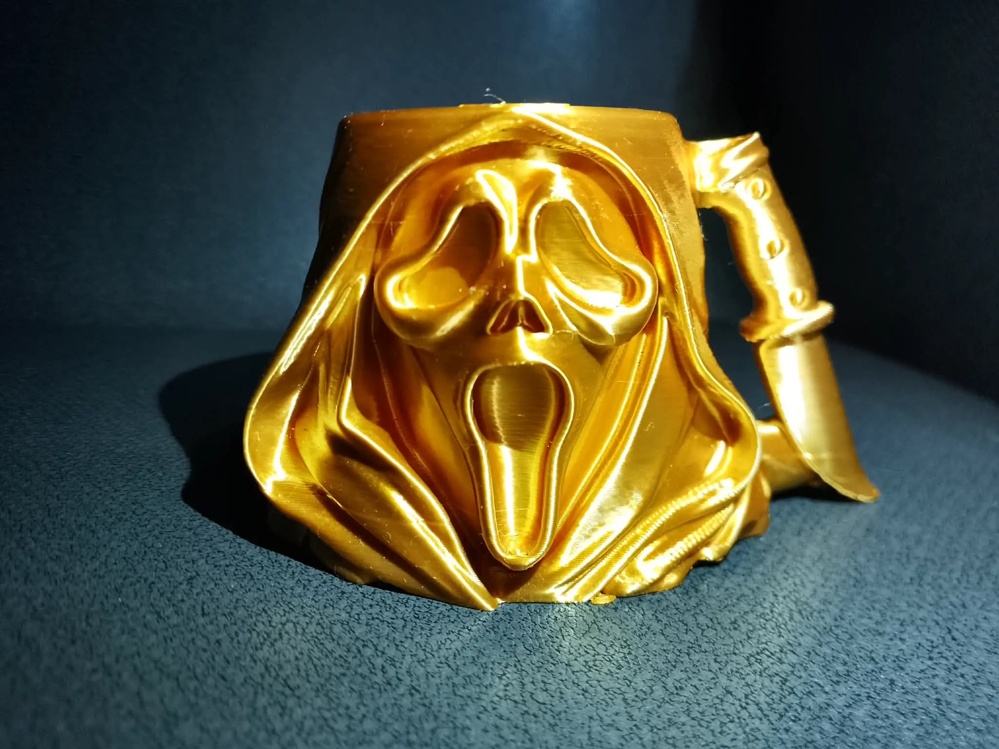 Screaming Ghost Face Cup with Hood And Knife Handle