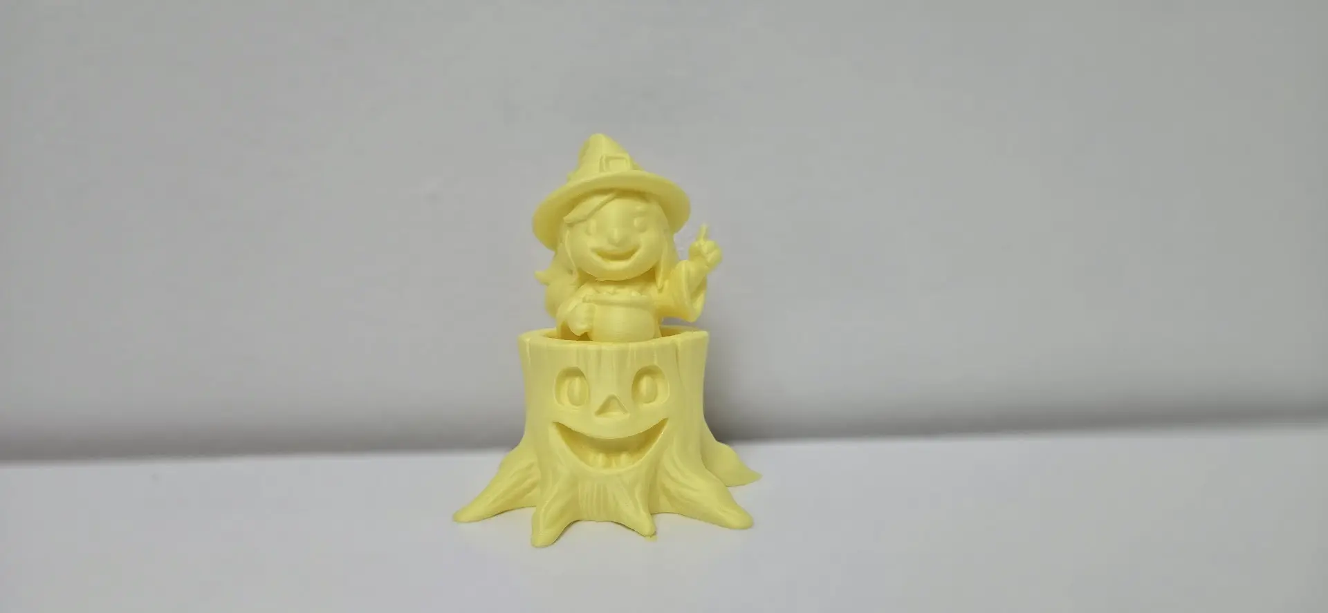 Halloween Witch Stump